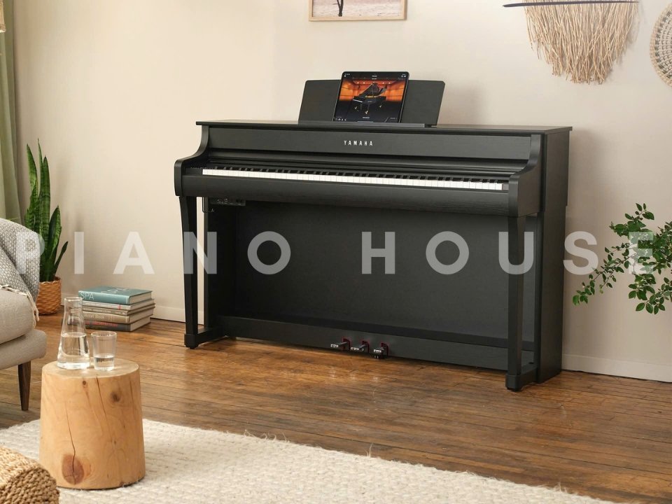 Hình ảnh chi tiết YAMAHA CLP-835 B góc chụp 2